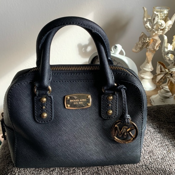 Michael Kors crossbody satchel purse - Picture 1 of 8